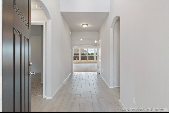 Foto del edificio - 3809 S 12th Pl