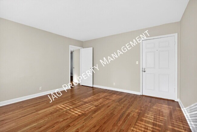 Foto del edificio - 2761 St Johns Ave