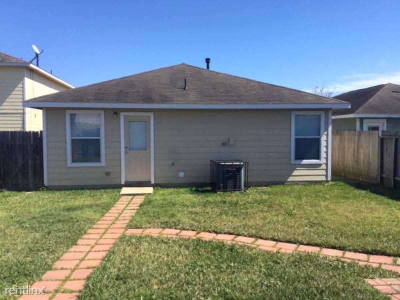 Foto principal - 21235 Grand Linden Ct