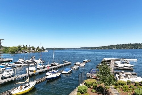 Building Photo - Water's Edge Condominiums - 1 bedroom
