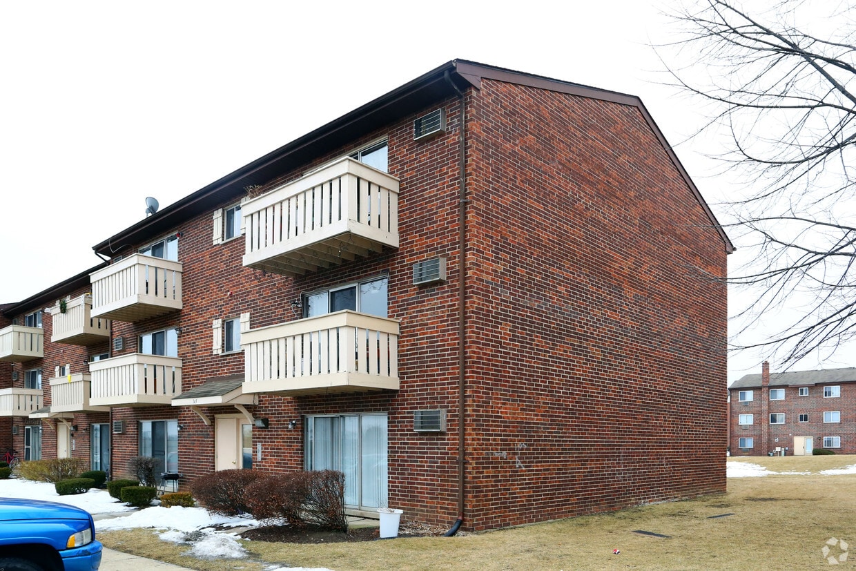 145 Oliver Ct, Schaumburg, IL 60193 145 Oliver Ct Schaumburg, IL