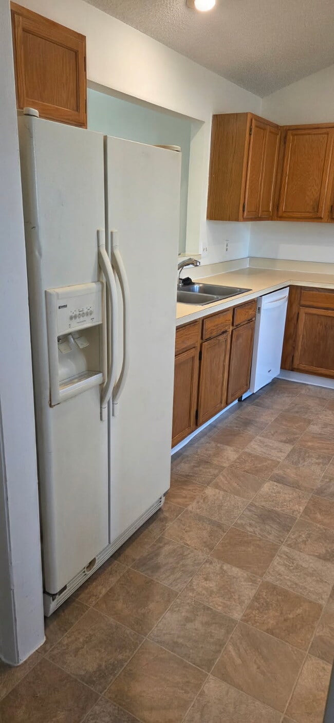 Photo - 1043 Neely St House