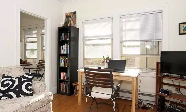 Foto del edificio - 118 Athol Ave