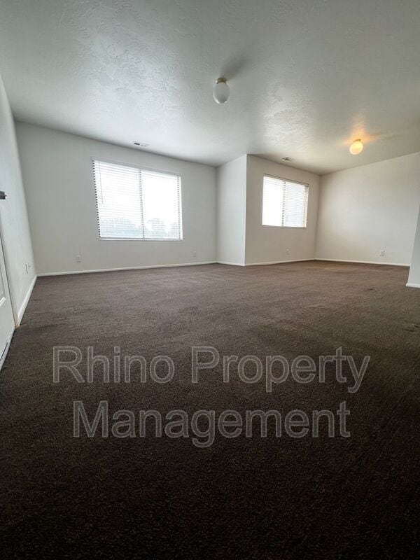 Building Photo - 4866 W 4780 S