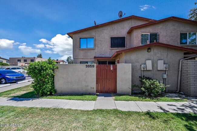 Foto del edificio - 3959 W Palomino Rd