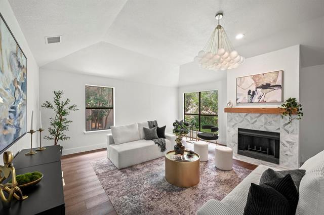 Foto del edificio - 2903 Creekside Ct