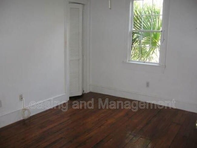 Building Photo - 256 Rutledge Ave