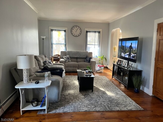 Building Photo - 21 Liberty St