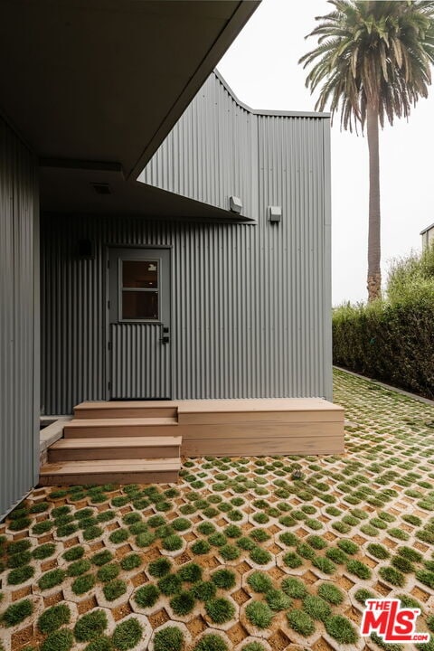 Foto del edificio - 340 Indiana Ave