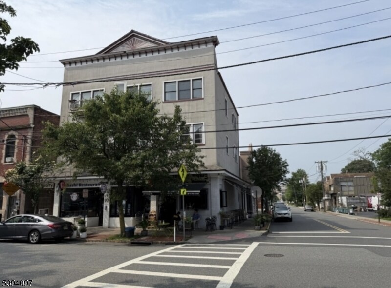 Foto principal - 97 Walnut St