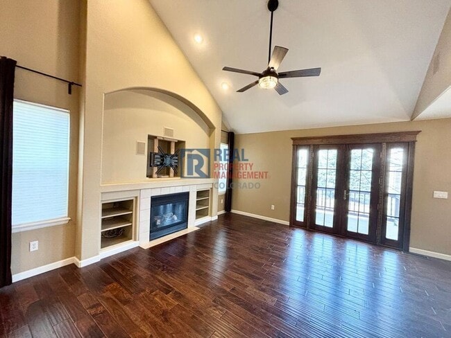 Building Photo - 1031 Surlyn Ct