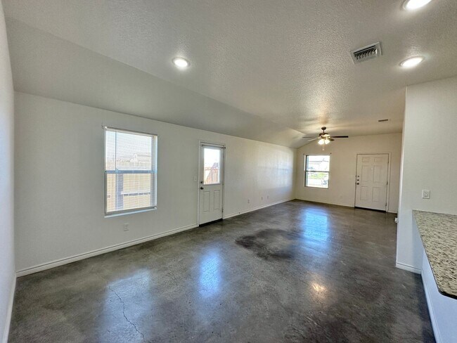 Building Photo - 5814 Harriet Tubman Ave