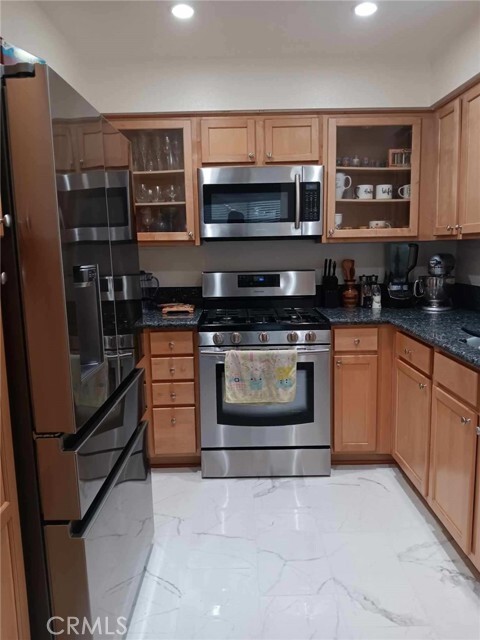Building Photo - 1050 Golden Springs Dr