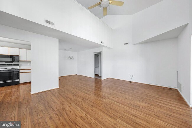 Foto del edificio - 2002 Tanglewood Ct