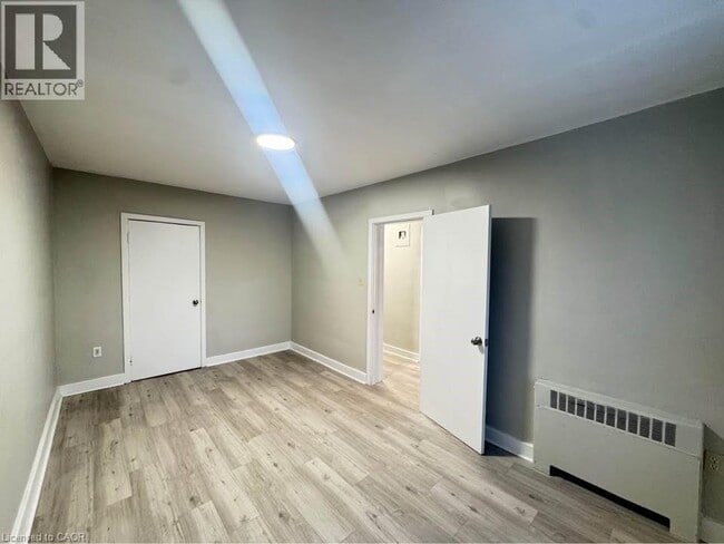 Building Photo - 32 Price Ave