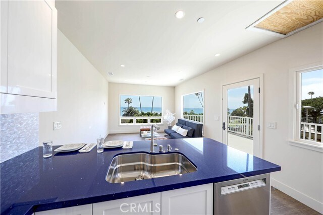 Foto del edificio - 376 Cliff Dr