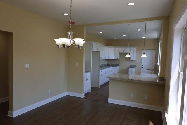 Building Photo - 4329 Baring Ave
