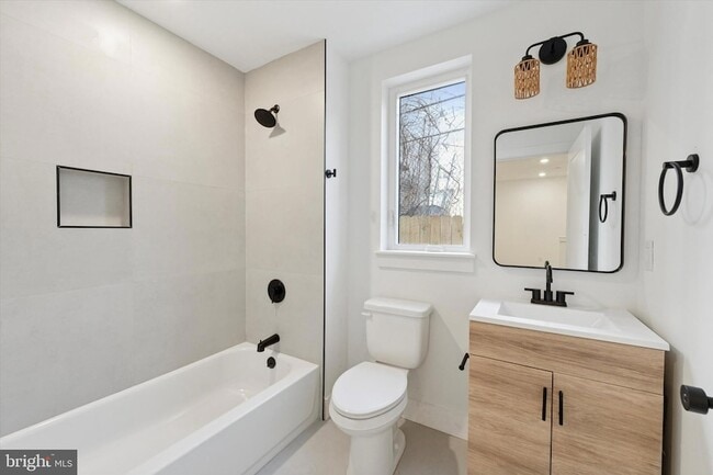 Photo - 2520 N Front St Apartment