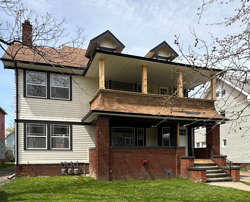 Building Photo - 1648 Eddington Rd