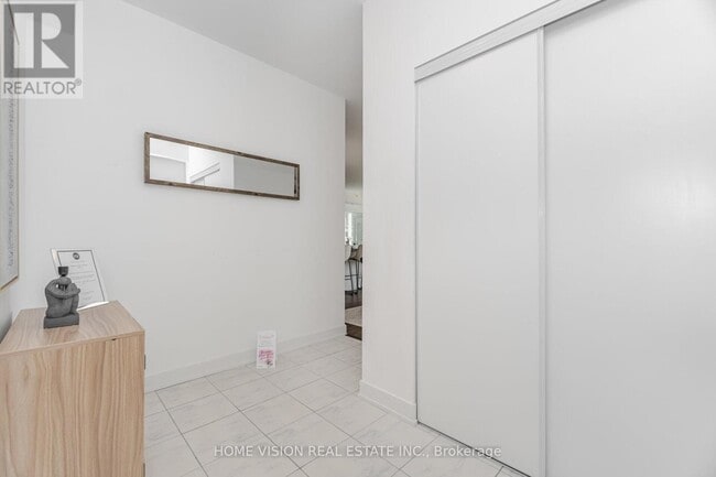 Building Photo - 6 Spice Wy