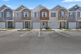 Building Photo - 126 Waterstone Ln