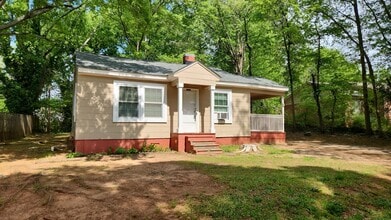 Building Photo - 1020 Boggs St