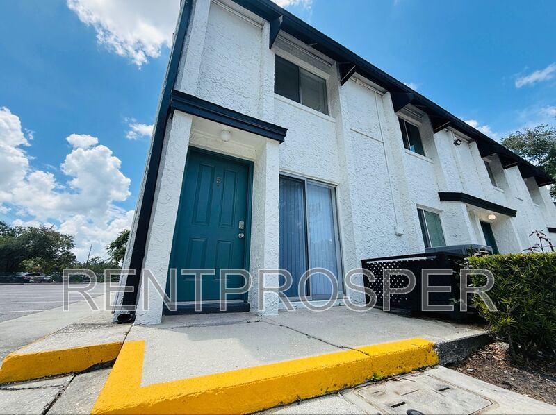 Primary Photo - 4117 S Semoran Blvd