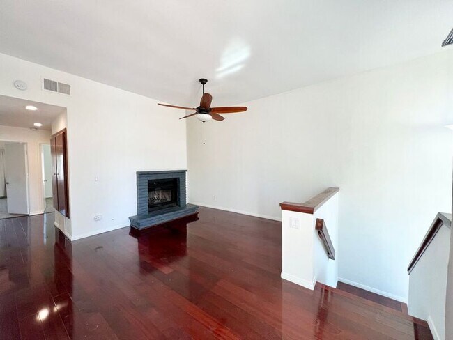 Building Photo - 514 Jamacha Road