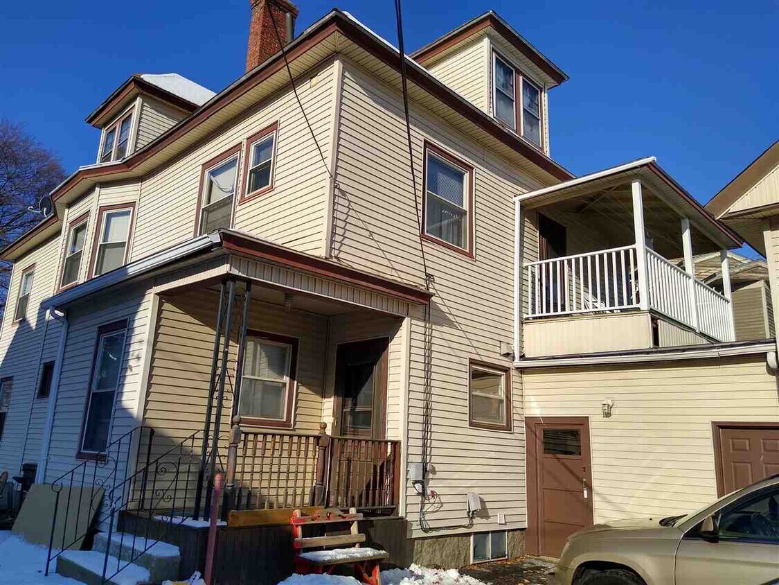 Foto principal - 599 Beech St