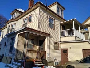 Building Photo - 599 Beech St