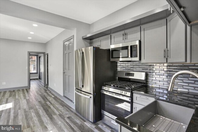 Foto del edificio - 553 Wunder St