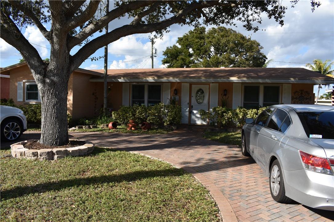 Foto principal - 4617 Washington St