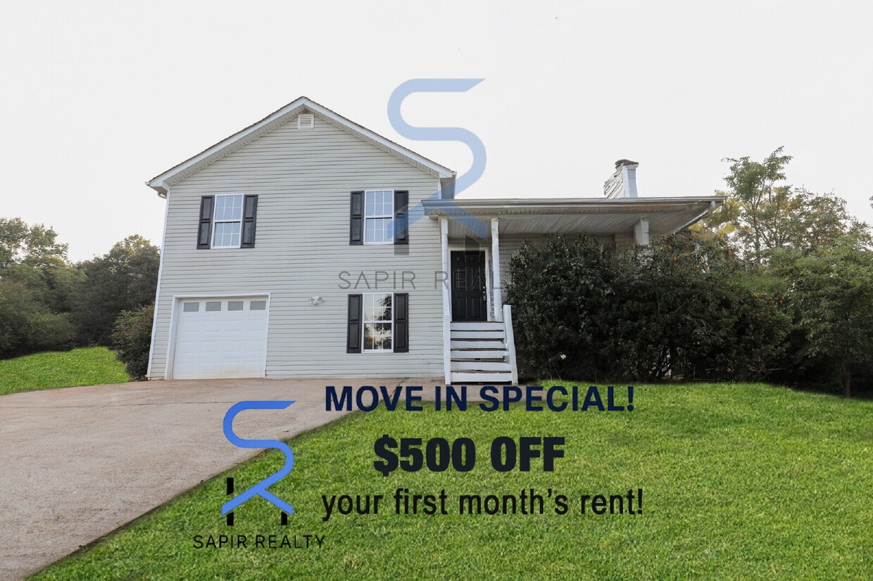 Move-In Special! Move in on or before December 15th and receive a $500 discount on your first mo... - Move in before October 15th and get a $250...