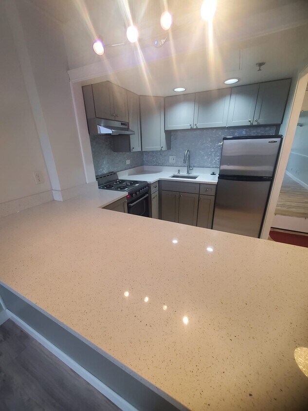 Foto principal - 70 Southbridge St