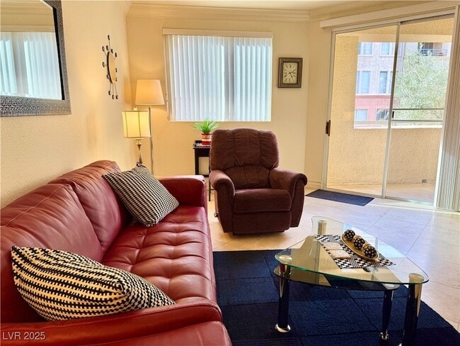 Building Photo - 270 E Flamingo Rd