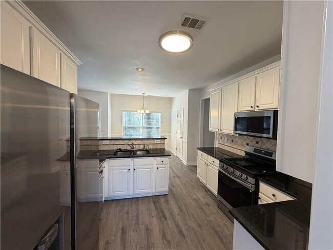 Building Photo - 505 Summer Breeze Ct.