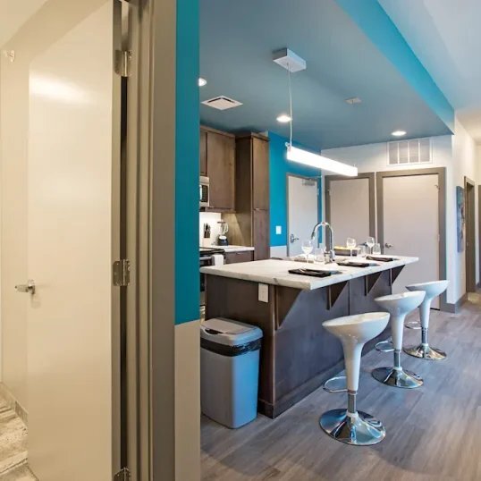 Foto del edificio - 1243 E Cherry St