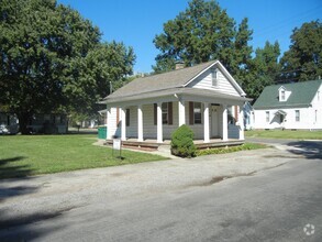 Building Photo - 15 N 4th St