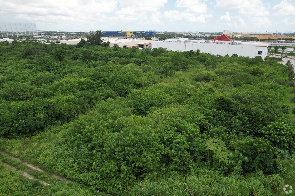Building Photo - Upland Park Residential