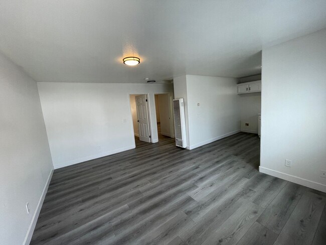 Foto del edificio - 206 S Rose Ave