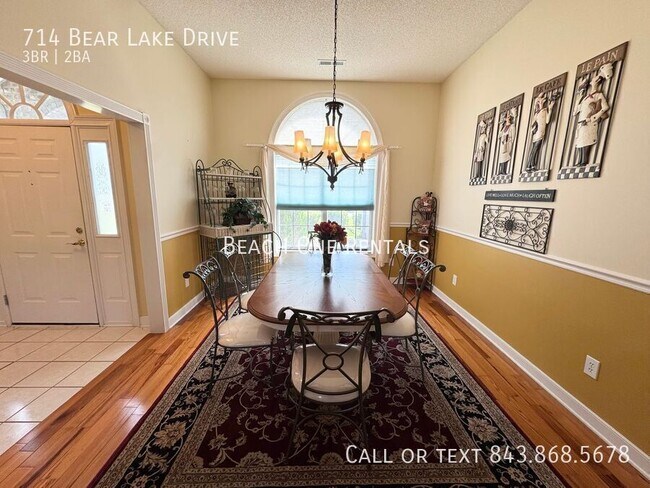 Building Photo - 714 Bear Lake Dr