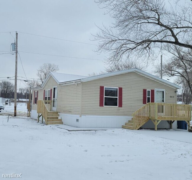 Foto del edificio - 3 br, 2 bath Mobile Home - 123 W 9th St