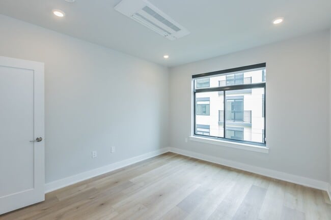 Interior Photo - Cricket Flats & Shops