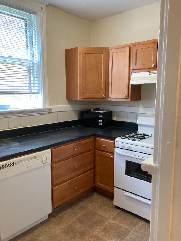 7212 Forsyth, Saint Louis, MO 63105 Room for Rent in Saint Louis, MO