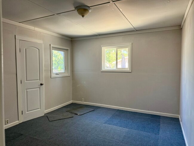 Building Photo - 2650 Tyler Ave