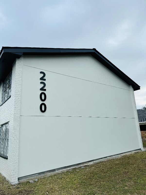 Foto del edificio - 2200 Bancroft St