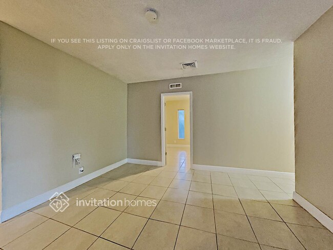 Building Photo - 5261 SW 8th Ct