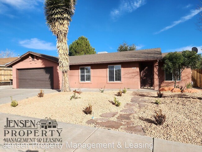 Building Photo - 3 br, 2 bath House - 498 North 2000 East