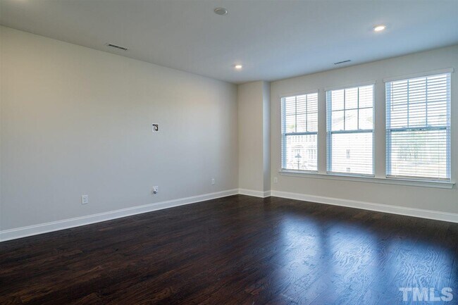 Building Photo - 2819 Dallas Valley Ln