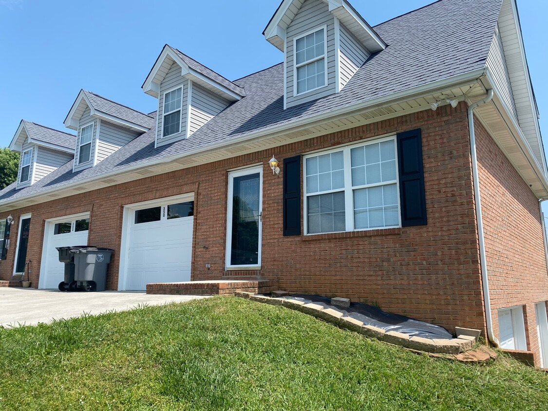 350 Greenbriar Rd, Talbott, TN 37877 Townhome Rentals in Talbott TN